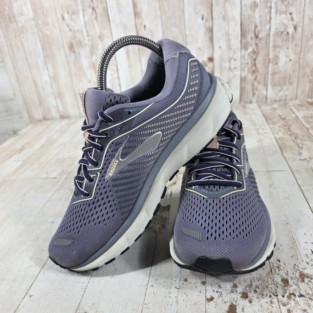 Brooks Ghost 12 Womens 7 Wide D Purple Gray Running Shoes 1203051D066